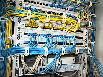 Datei:StruktVerkab patchpanel.png